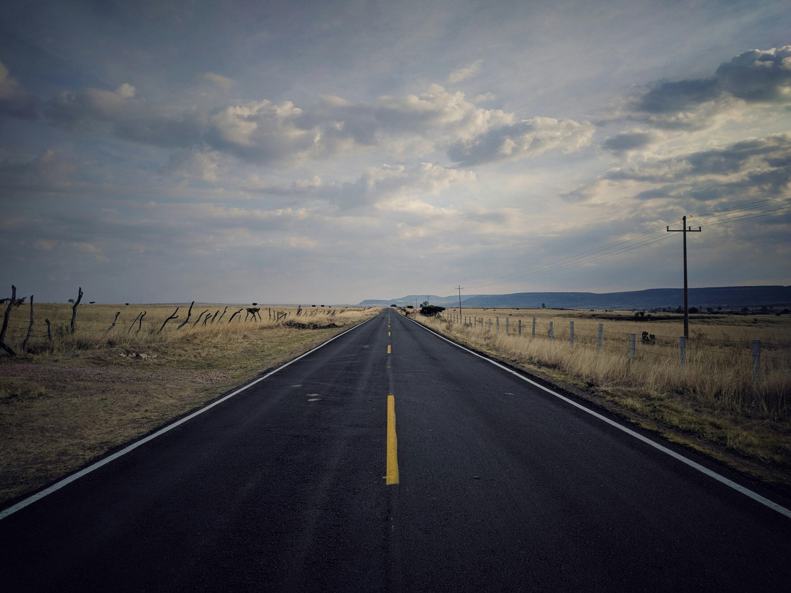 You are currently viewing Top 10 Shocking Road Trips In Kenya You Must Take