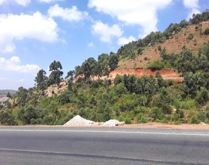  Kyamwilu Hill 